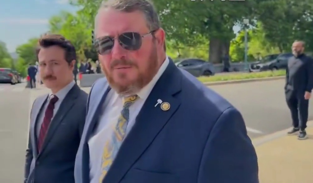 Rep. Randy Fine rightly responds to Tucker Carlson apologizing for supporting Trump