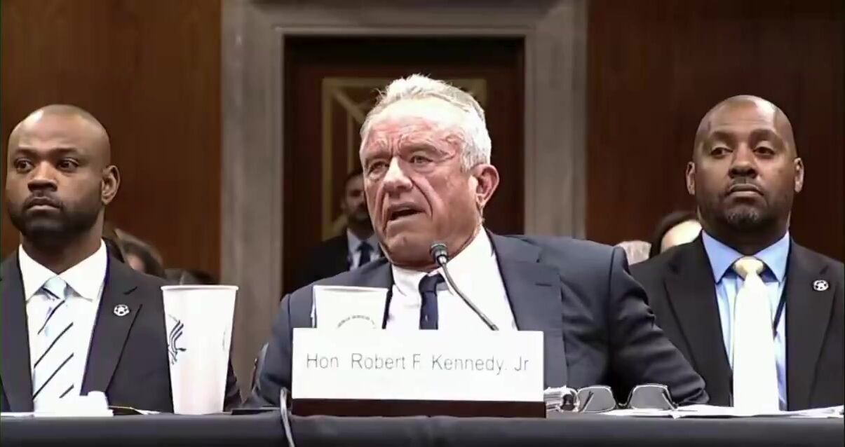 HHS RFK JR EXPOSES THE ‘COVID VACCINE’ SCAM…