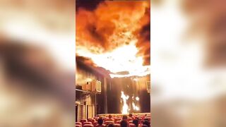 Would you Run? Fire in a Movie Theatre is the New high Tech 5D Experience. Amazing