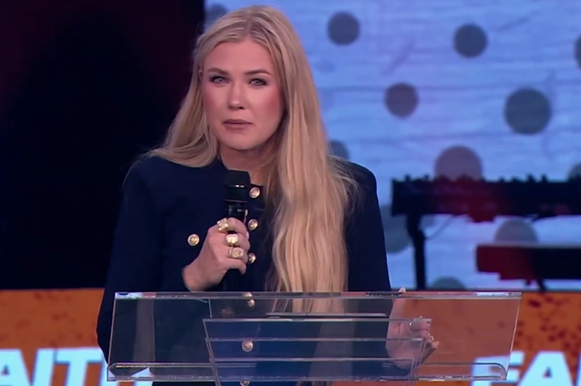 All of you keep falling for Erika Kirk and her BS so they continue to give her more power