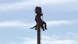 ALERT: Helicopter rescues a tree trimmer from the top of a tree after he suffers a me