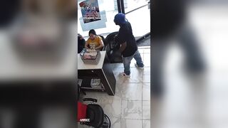 Haha: The Most Pathetic Robbery Attempt of All Time