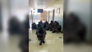 Ecuadorian Gang Executes Prison Guard in Front of the Other Guards