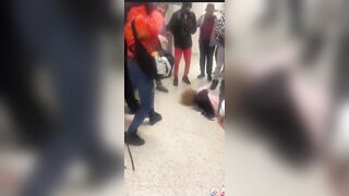WILD: St. Louis Teacher and Student Fight Each other Like Ali v. Frazier
