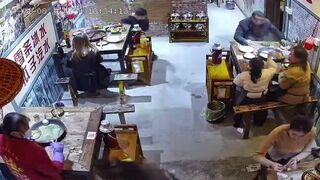 Shock Video shows Boiling Hot Oil thrown on Customer