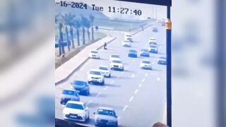 (Final Destination) Woman Not Smart tries Crossing Busy Highway