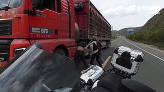 Trucker Assaulted By Motorcyclists During Road Rage Incident