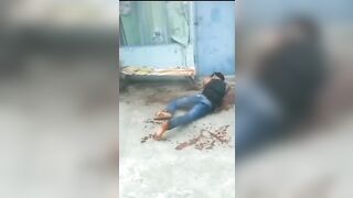 Bruce Lee Recorded by Girl Attacks a Window and Bleeds Out...(Girl does Nothing to Help)