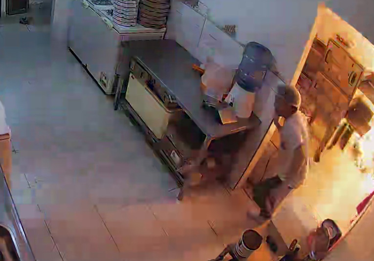 *A pizzeria caught fire last night in the Cedro neighborhood, in Caruaru, PE*