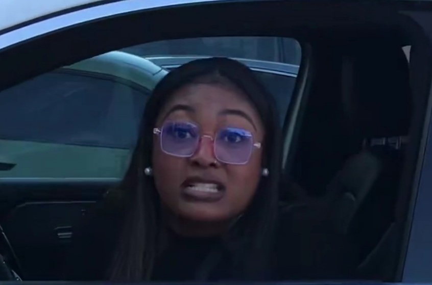 People try to confront woman for illegally parking in middle of 2 handicapped spots