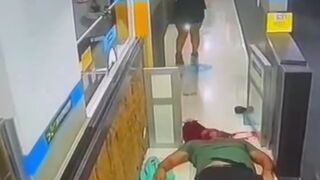 Man Violently Shot to Death in Front of Women at Gym (Green Shirt)
