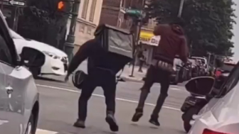 Attempted Robbery Of Delivery Man Interrupted By NYPD