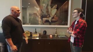 Dana White once sent $200,000 for an unknown gift which turned out to be an erotıc p