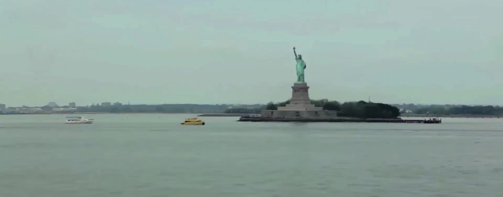 French Singer Loves New York City
