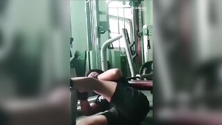 Asian Lifter somehow Strangles Himself Sideways on the Bench