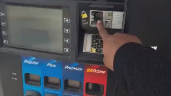 Man in Ohio shows what he claims is a scam at the pump
