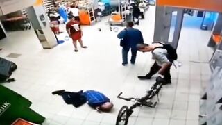 Security Guard learns a Lesson: Do Not Touch this Man's Bike Please, Thank you