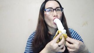 BANANA WITH COCOWHIP CREAM NO CHEWING