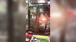 Burglars crash car into gas station, steal ATM in Chicago