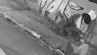 In Brazil, a young woman fell into a manhole after the cover collapsed