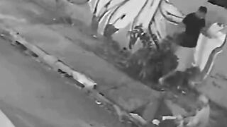 In Brazil, a young woman fell into a manhole after the cover collapsed