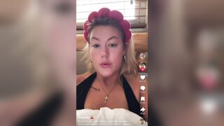 Girl saying she will no longer participate in transgender pronouns got almost 700,000 Likes