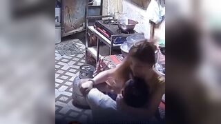 In Phillipines, Wife assaulted her husband over some random issues; Husband, a Police