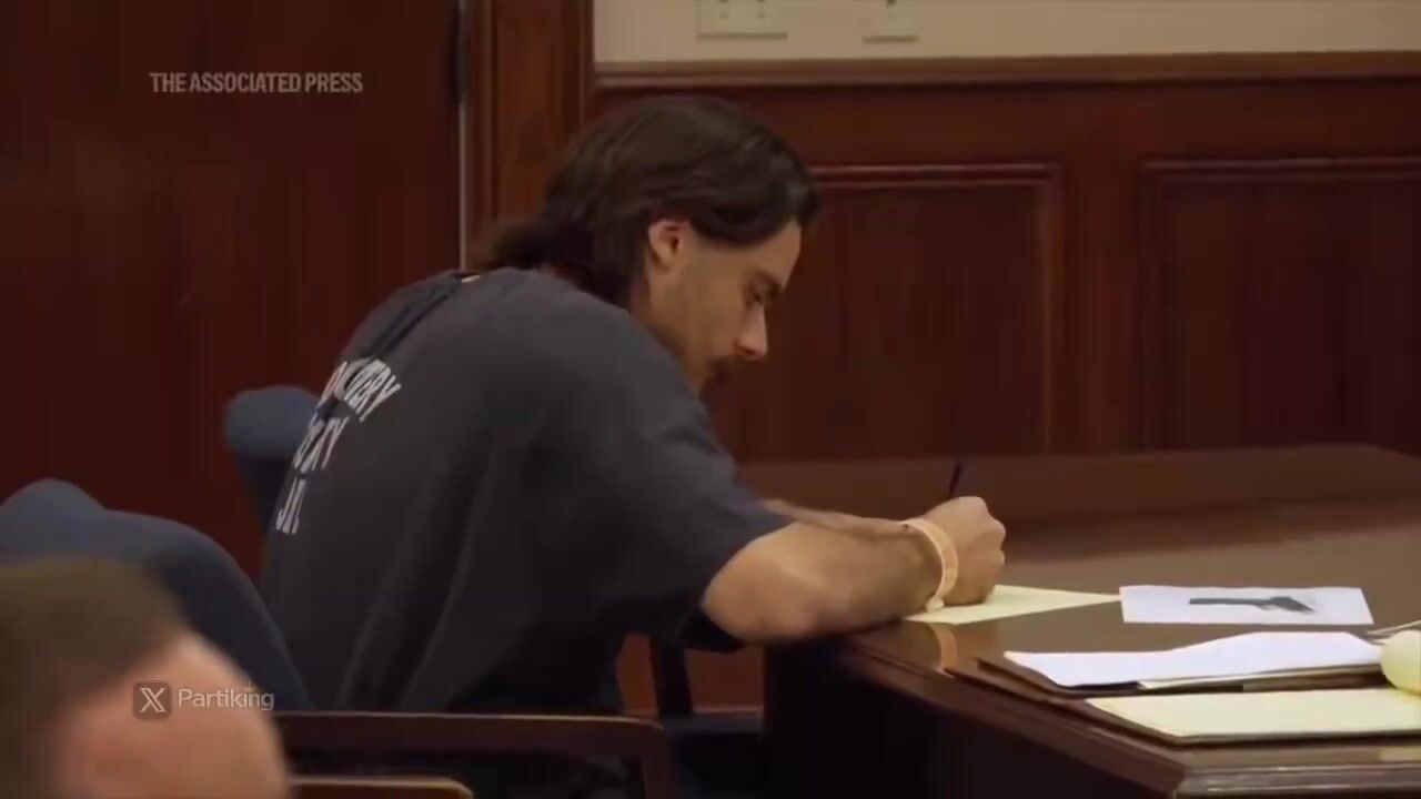 Judge orders gag order on Chud The Builder