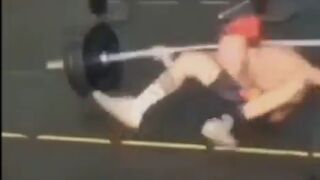 Skinny Guy in the Gym Finds a Way to Break his Neck and Knock Himself into Seizure