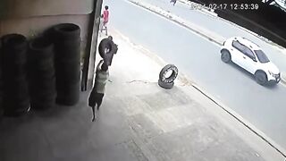 One Legged man on Crutches Killed during Fight...Should the Tire Thrower be Charged?