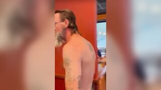 "Meth head? ima fucking electrician!" And watch what he do