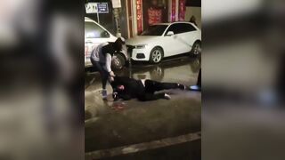 Hilarious: China Man Walks into a Nail Salon and gets Bashed by the Entire Female Staff