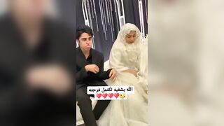 Another Muslim woman who CELEBRATES THE MOST IMPORTANT DAY OF HER LIFE: "FULL OF JOY.."