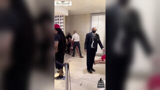 Karen gets upset becaus Diamond Hilton member is getting service before everyone else