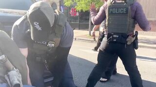 Albany Park, IL: ICE agents had to forcibly detain this Juan while a pack of Rabid Re