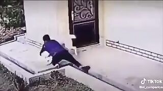 Guy holds down attacking dog until owner arrives