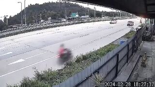 Motorcyclist going the Wrong Way on Highway is Trampled by Many Cars
