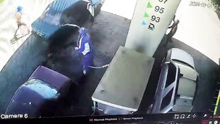 Quick Thinking Victim Pulls Gas Hose on Robbers