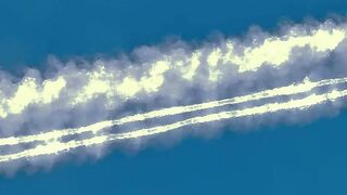 Caught a crazy anomoly in the Sky over Las Vegas