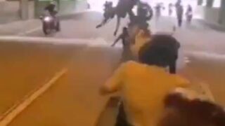 Girl in Back of Truck Witnesses Fiery Motorcycle Crash in the Tunnel