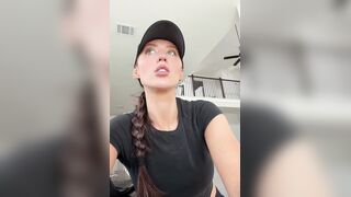 Girl has an Important Message for the Men of the UK