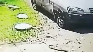 Man pulls Giant Shotgun during Road Rage and Blows Off Man's Arm