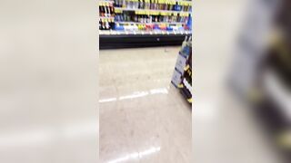 Knife Fight Erupts Between Colombian and Mexican Men in Los Angeles