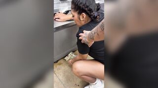 “i Got Kids Watchin” Restaurant Employee Spots Drugged Customer