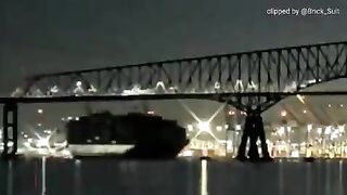 Cyber Attack? Watch as the Lights Go off and it deliberately steers towards the bridge supports.