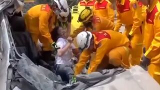 Asian Female Driver of Car Hit by Falling Avalanche is Terrible