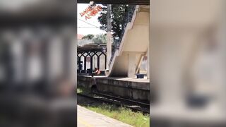 FULL Video: Woman Burned Alive by her Ex is Still Suffering at Train Station. He left her there to Die. Shows Aftermath (See Info)