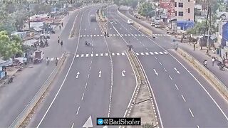 Brutal Accident in Madurai, India kills all 4 in the Car (Ejected), and the Cyclist in the Bike Lane (See Info)