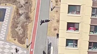 Man Jumps to his Death atop High Building Roof before Help Arrives..Many Witnesses