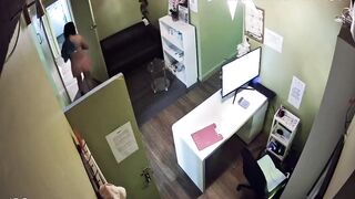 Thug attack swomen at Melbourne massage parlours